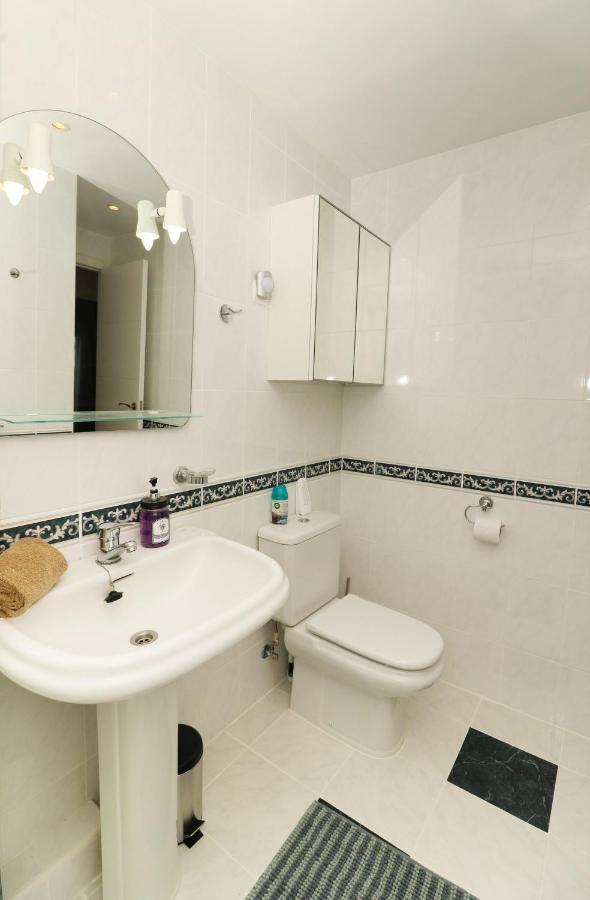 Family Apartment Walking Distance To The Sea And All Amenities Sitio de Calahonda Exterior foto